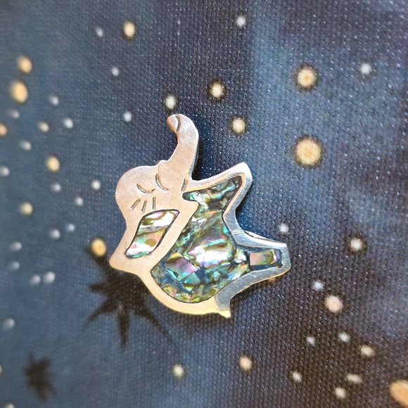 Sterling Elephant Brooch with Abalone Inlay - Picture 6 of 7